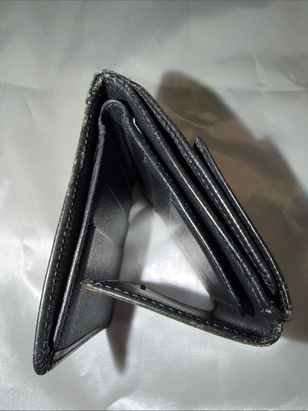 Louis Vuitton Auth Vintage Black Epi Elise Compact Snap Wallet w COA - Picture 12 of 17